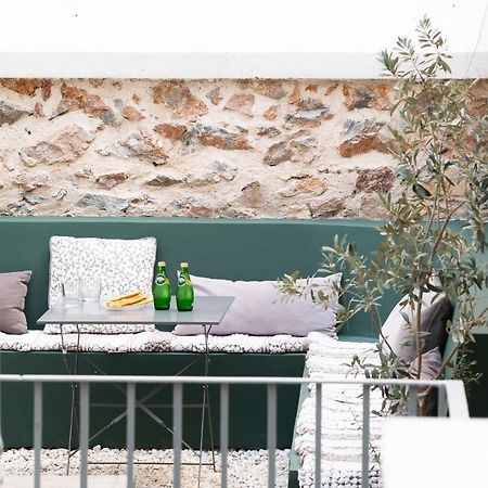 Central5 Boutique Apartments With Common Garden Next To Metro Атина Екстериор снимка