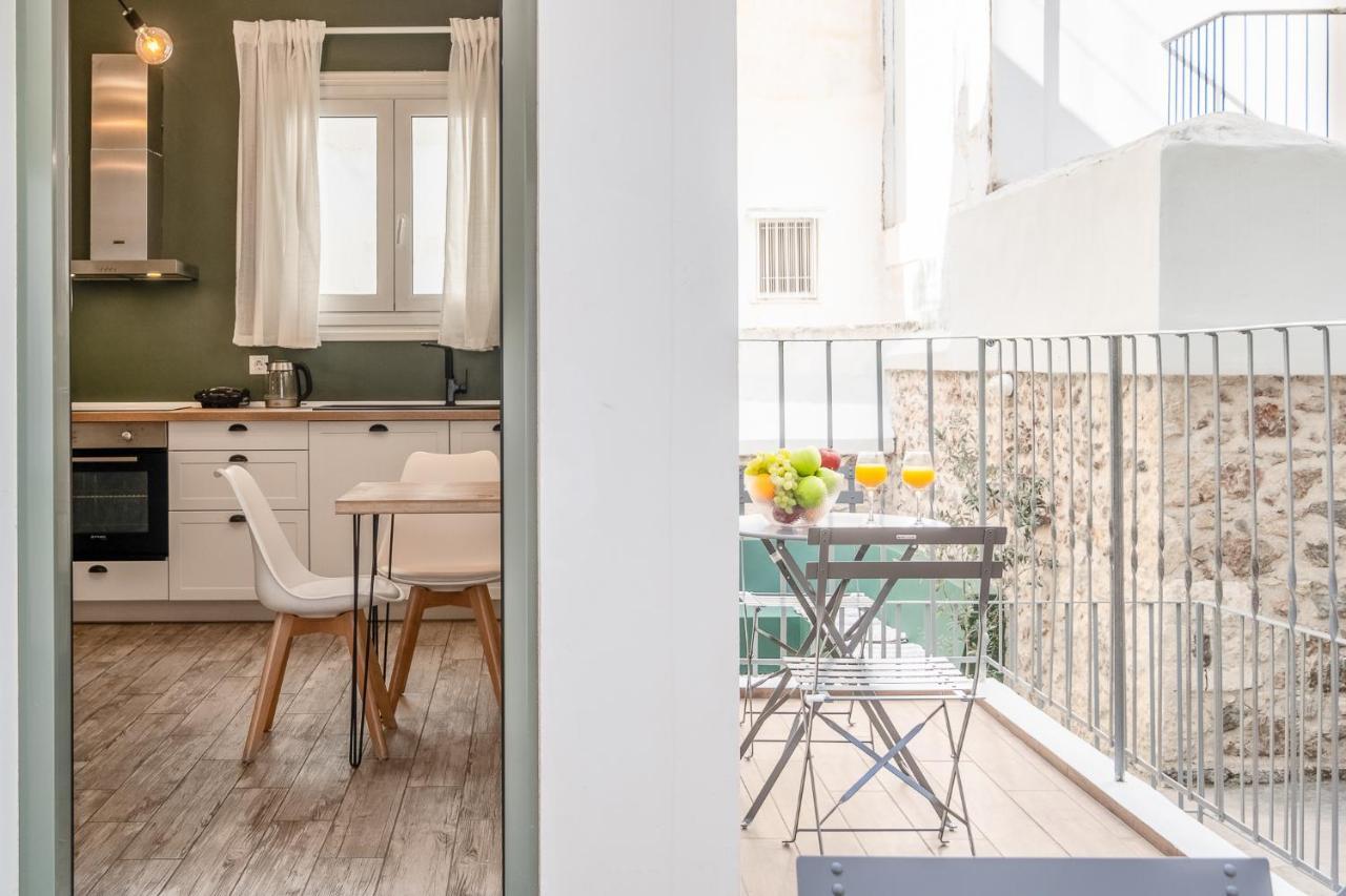 Central5 Boutique Apartments With Common Garden Next To Metro Атина Екстериор снимка