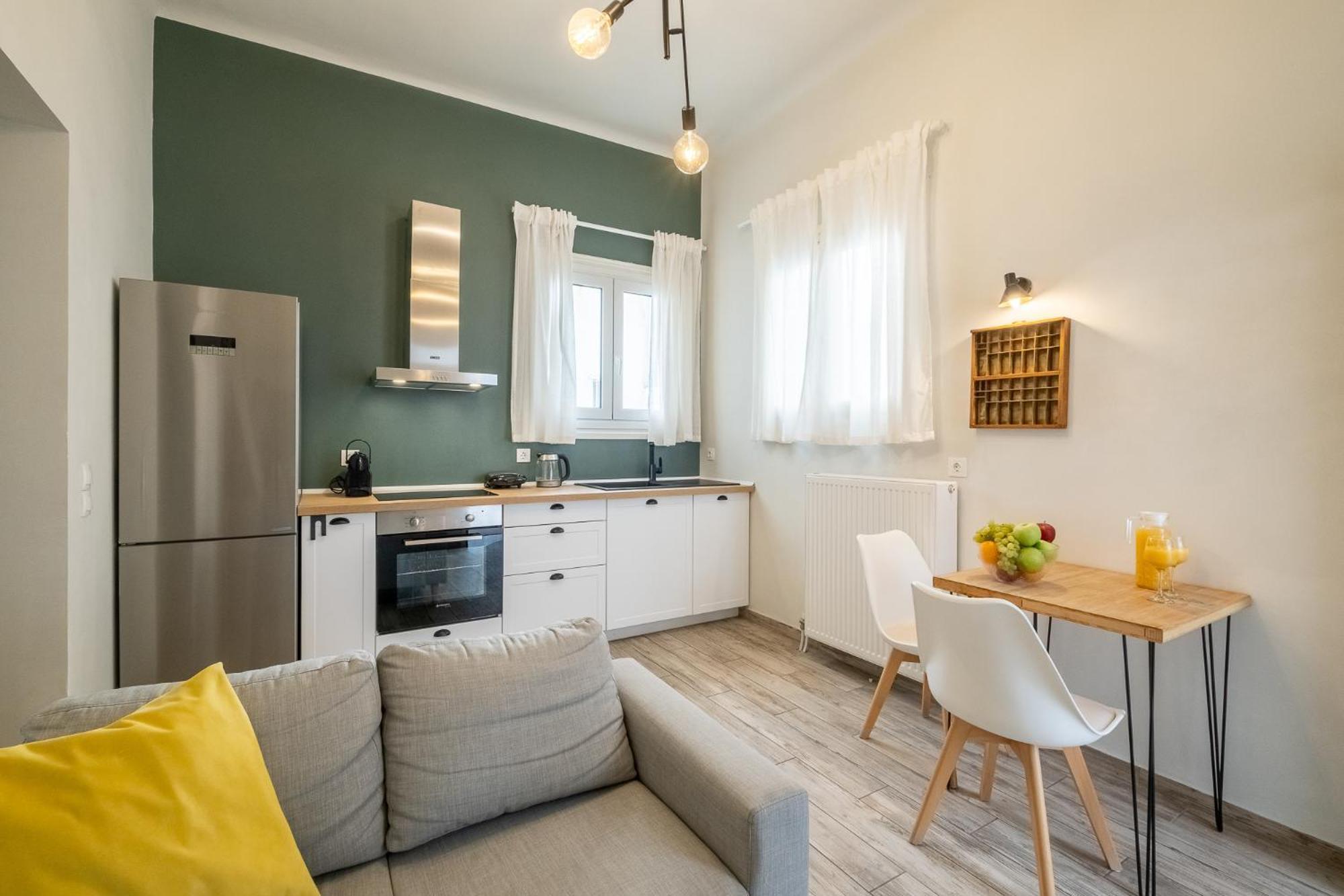 Central5 Boutique Apartments With Common Garden Next To Metro Атина Екстериор снимка