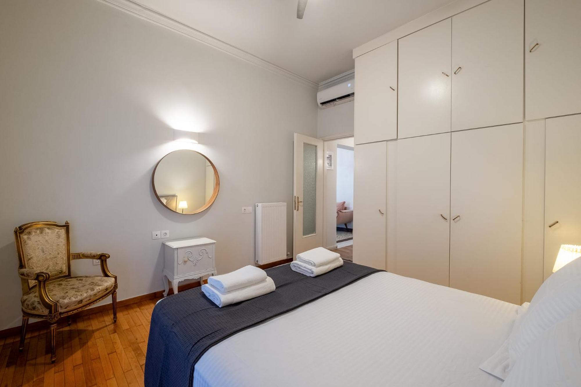 Central5 Boutique Apartments With Common Garden Next To Metro Атина Екстериор снимка