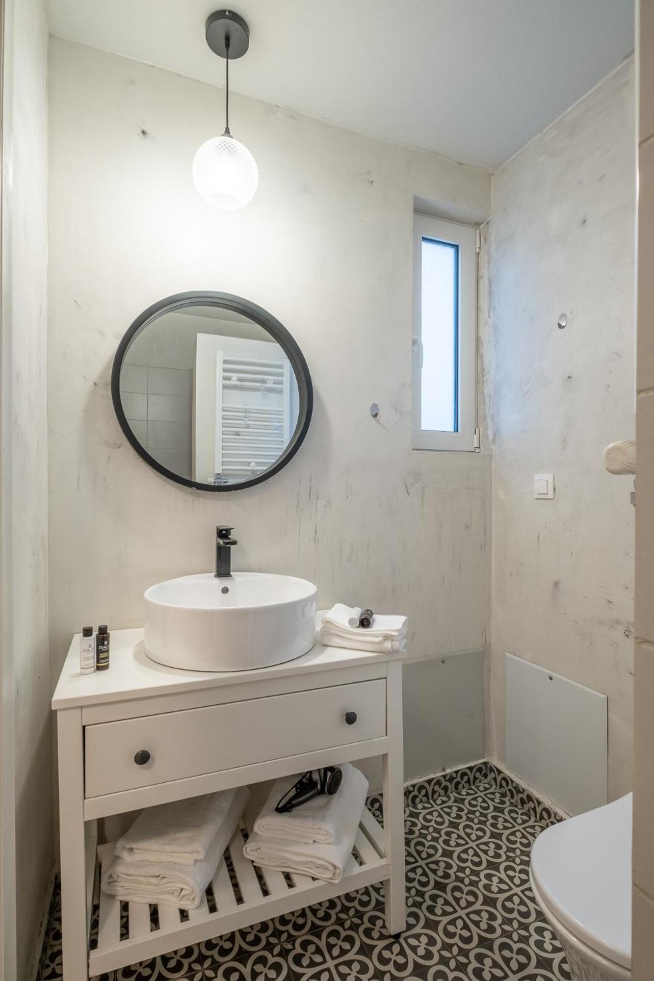 Central5 Boutique Apartments With Common Garden Next To Metro Атина Екстериор снимка